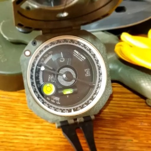 قطب نمای برانتون آمریکا